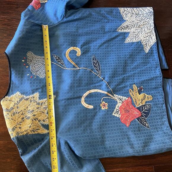 Vintage Indigo Moon women's blue floral embroidered and appliqued art jacket 1X - Picture 11 of 11